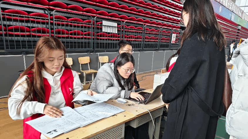 凝心聚力助升学 规范有序保落实——小学教育学院2026届专升本资格审查与信息采集工作圆满完成